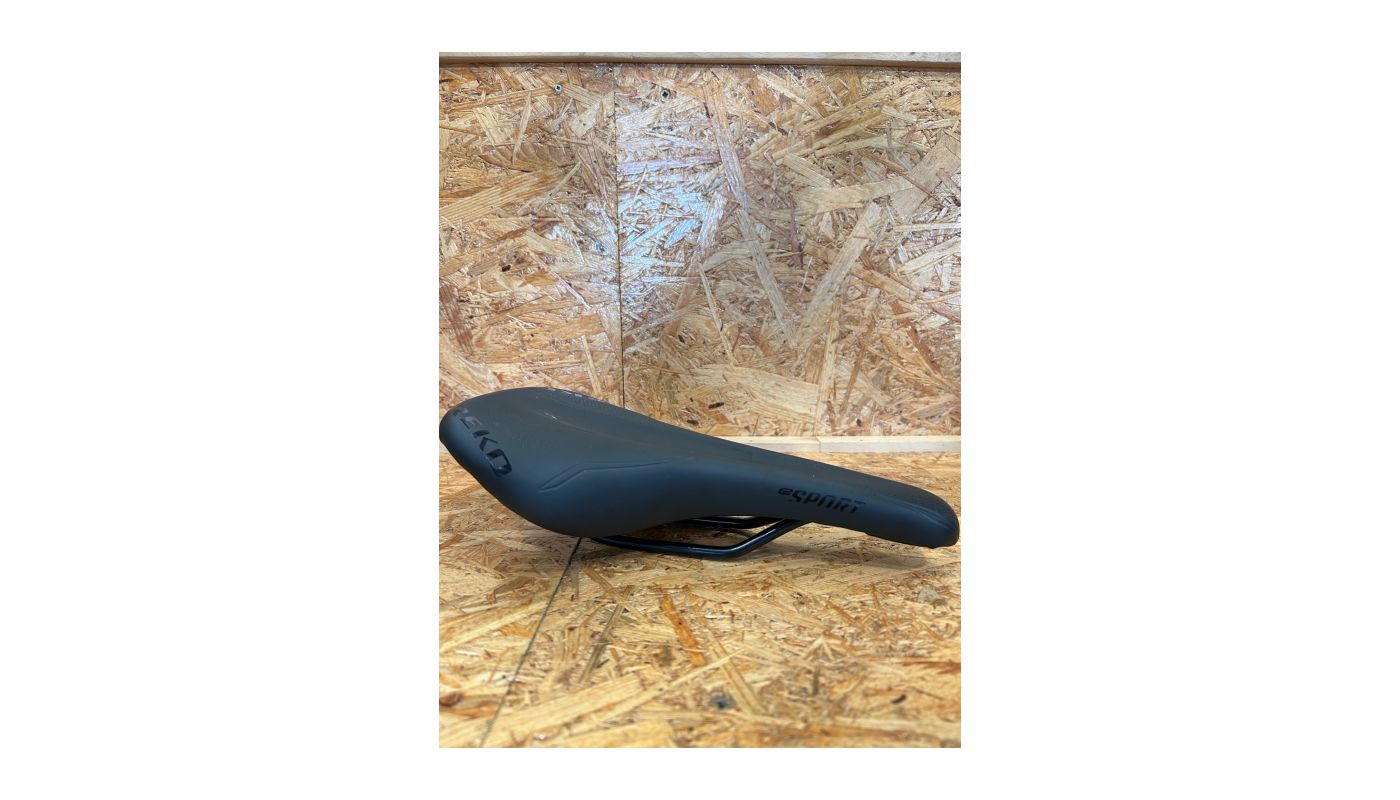 Sedlo Selle Bassano Reko E-sport černá - 1